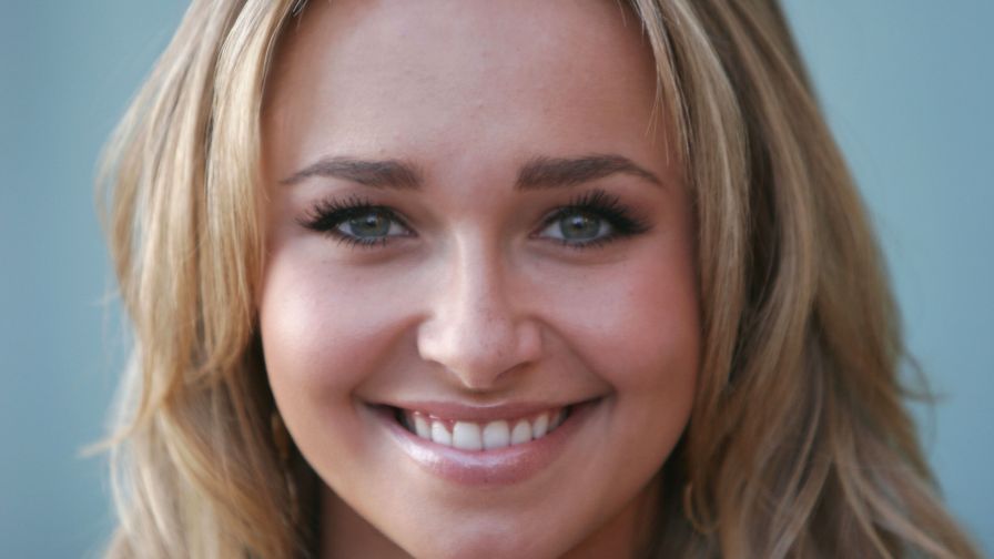 Hayden Panettiere Celebrity Wallpaper 405