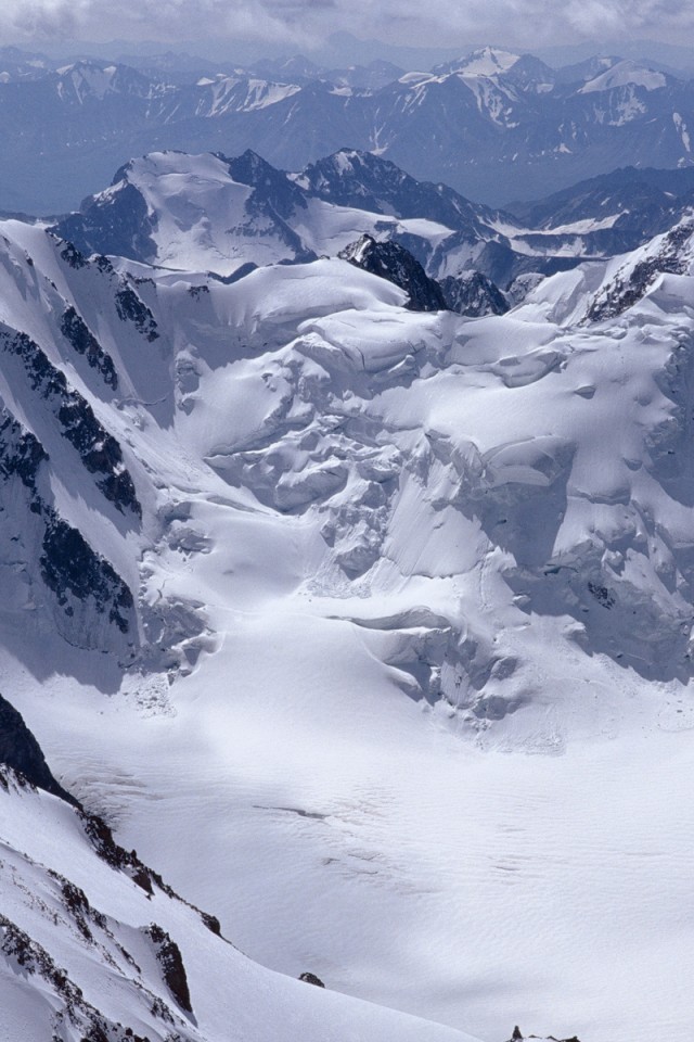 Mountains Snow Nature Wallpaper 647 iPhone 4/4S/iPod - Wallpaper - HD